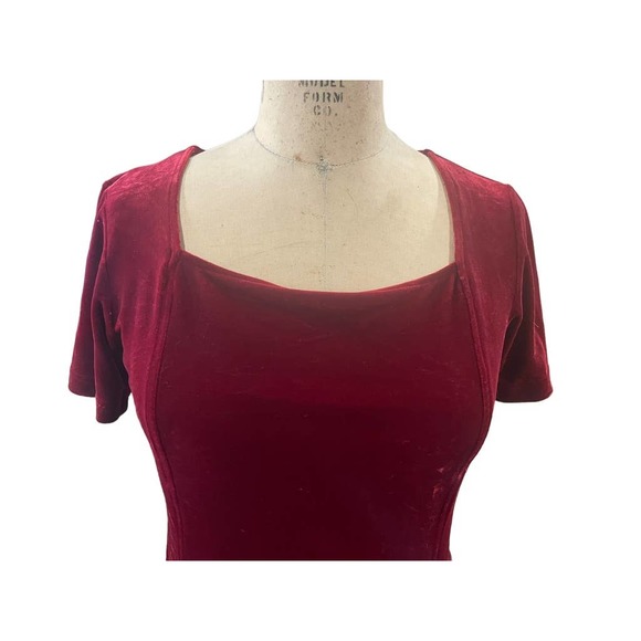 Vintage Nordstrom Intimates Womens Short Sleeve Shirt Top Red Velour Stretch M - Picture 2 of 6